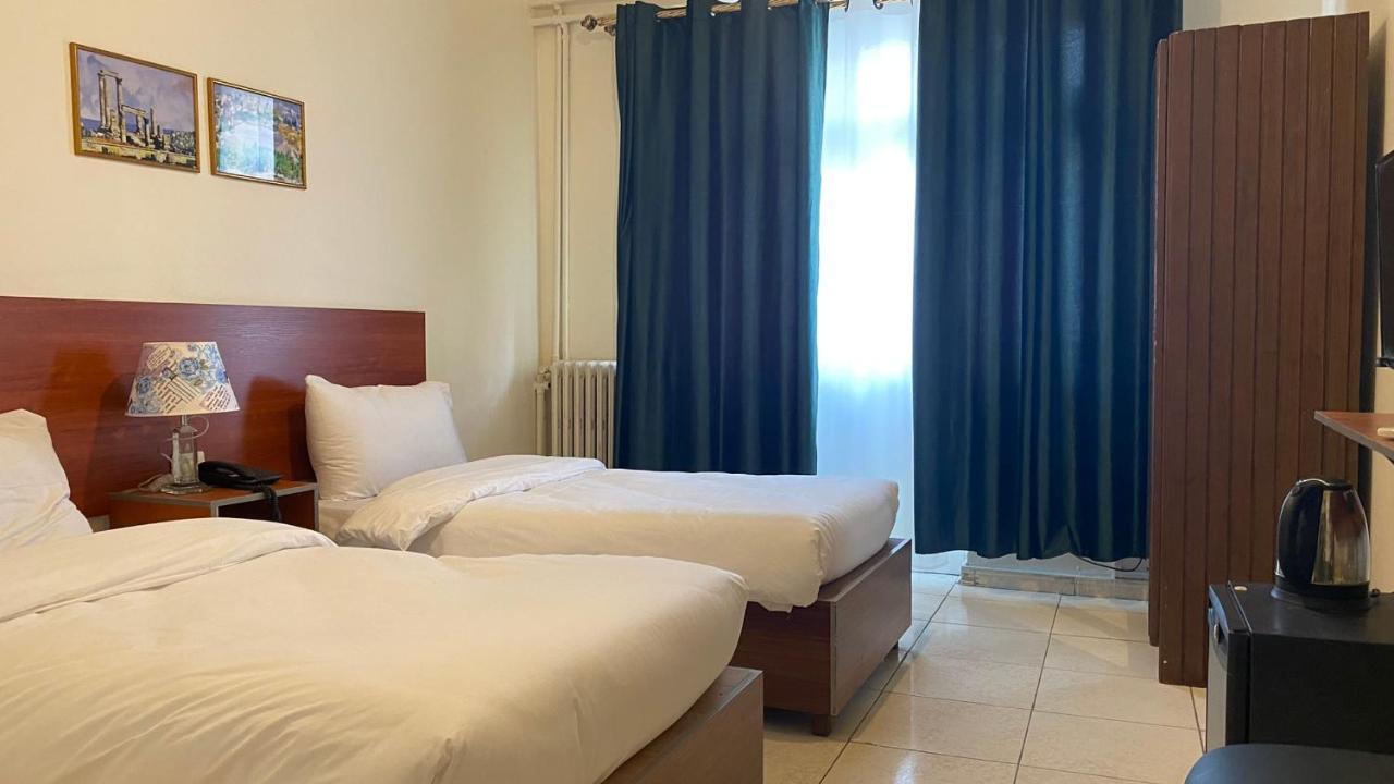 New Park Hotel Amman Esterno foto