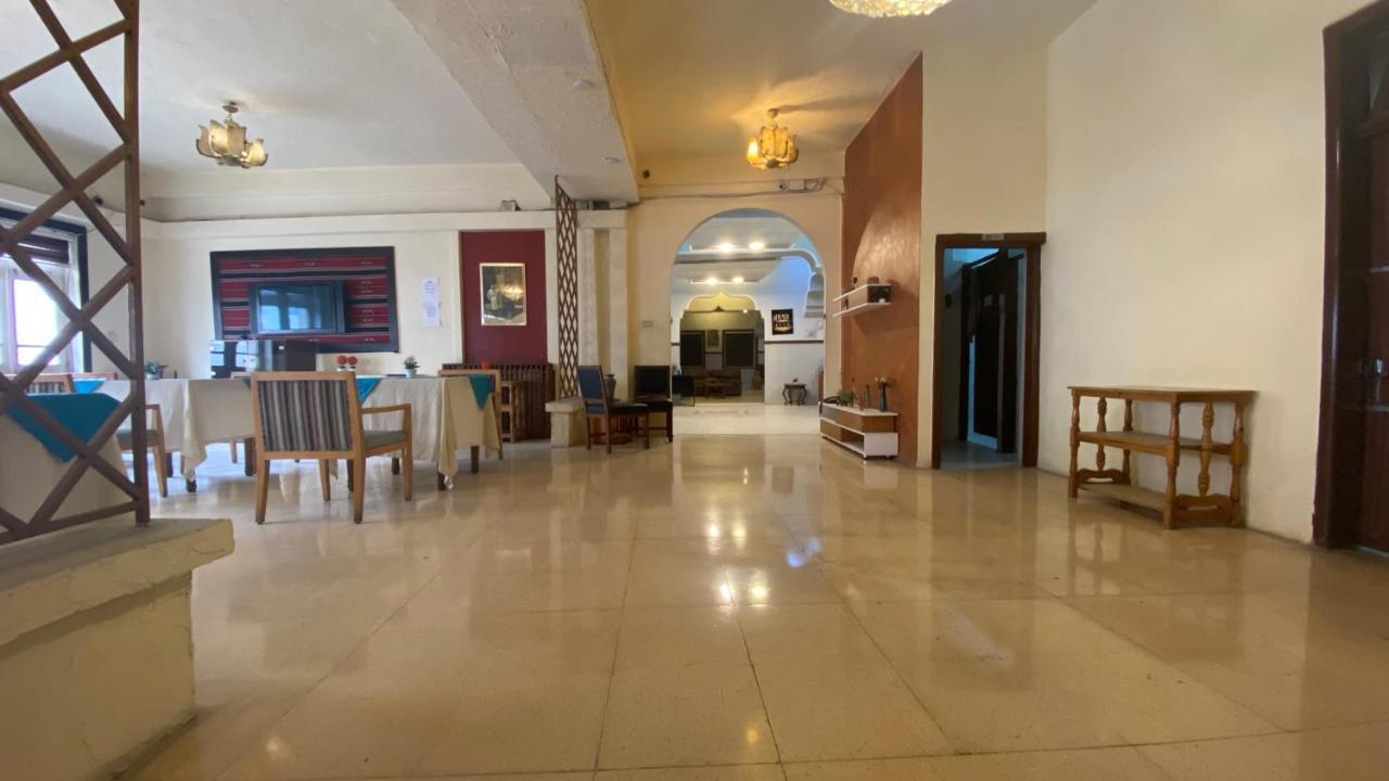 New Park Hotel Amman Esterno foto