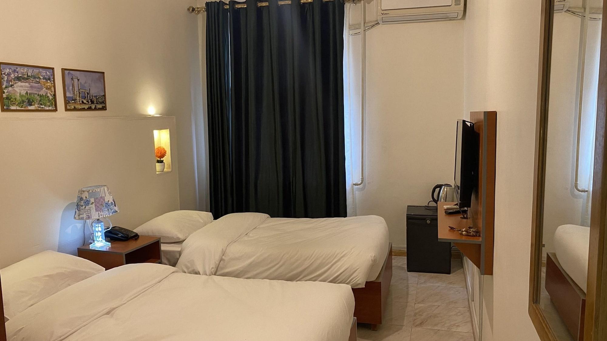 New Park Hotel Amman Esterno foto