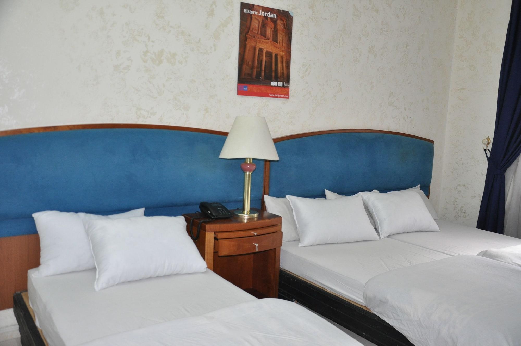 New Park Hotel Amman Esterno foto