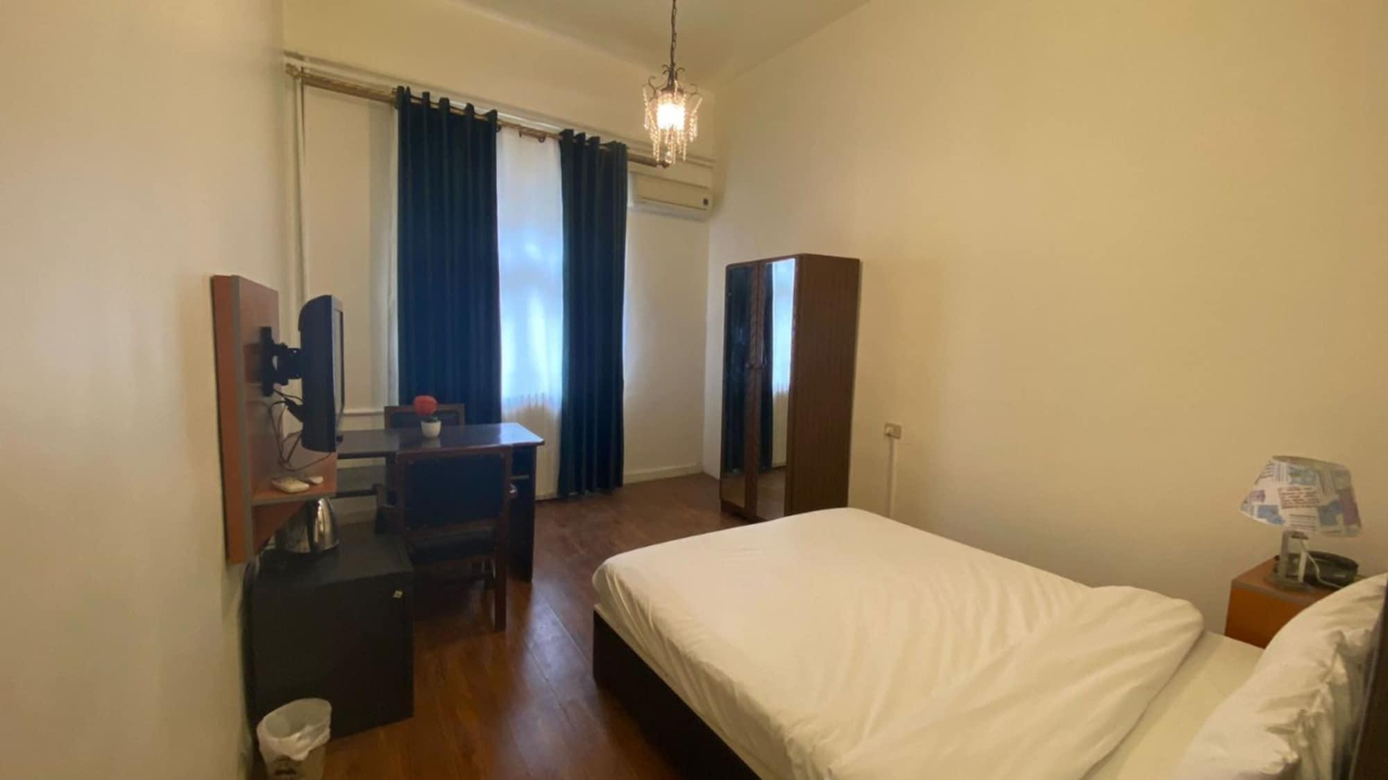 New Park Hotel Amman Esterno foto