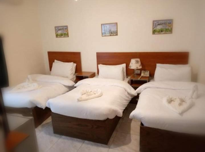 New Park Hotel Amman Esterno foto