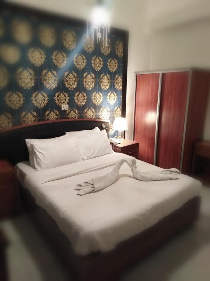 New Park Hotel Amman Esterno foto